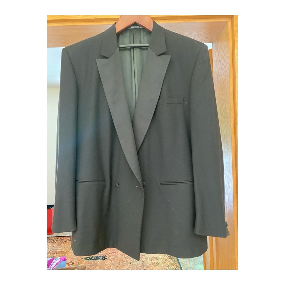 Men’s Gianni Versace Tuxedo